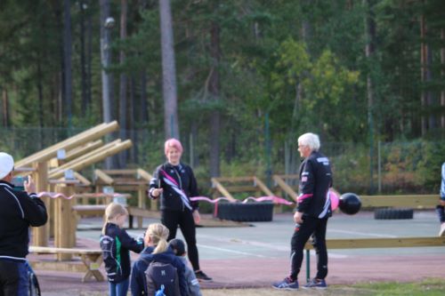 Hanna och Jan Ove klipper bandet
